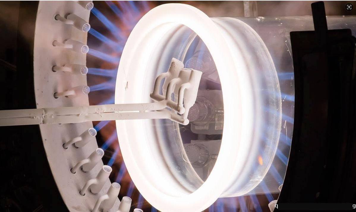 Was sind die vielfältigen Anwendungen von Quarz in der Halbleiterfertigung?