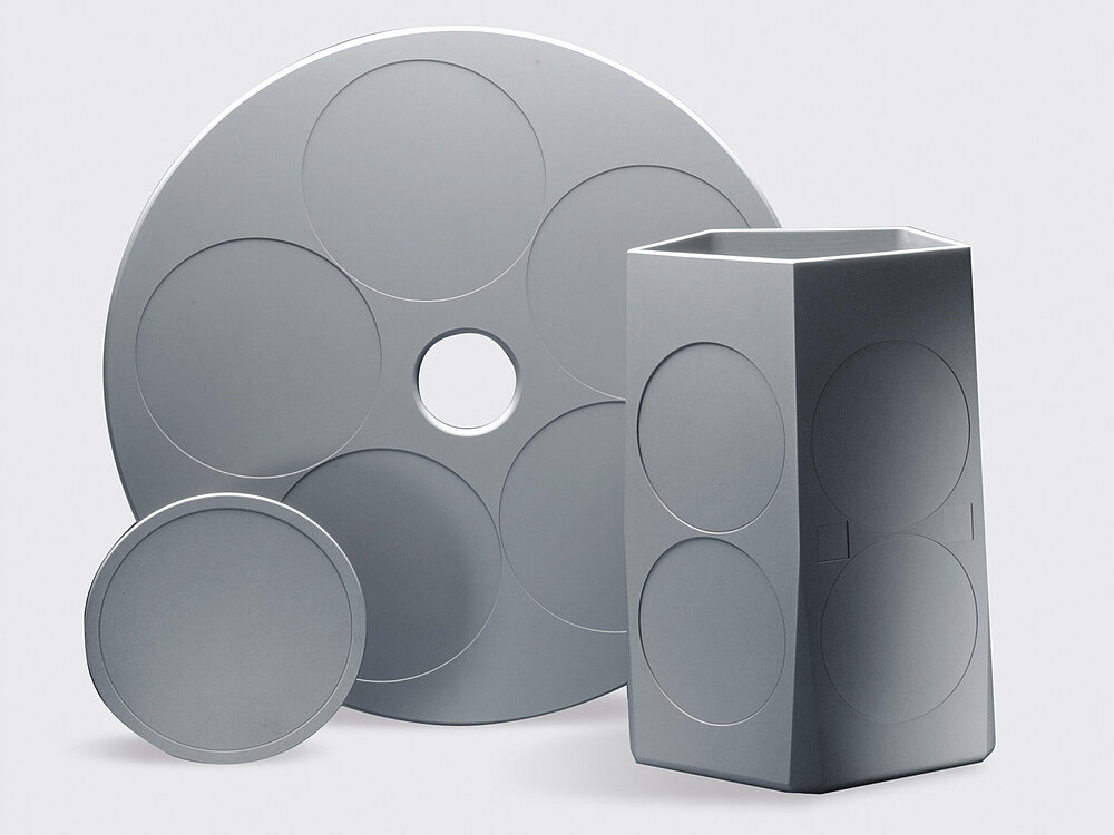 Die Entwicklung von CVD-SiC von Dünnfilmbeschichtungen zu Massenmaterialien